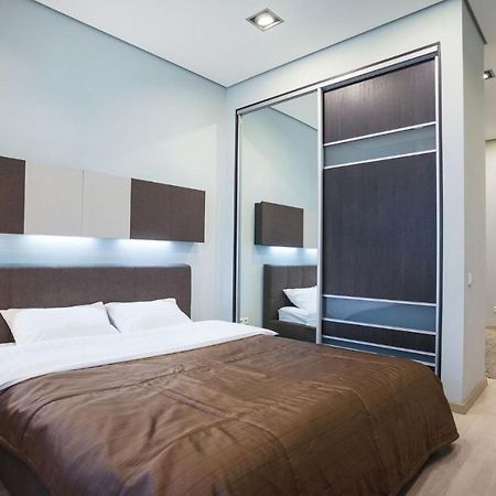Navit Apartments With Breakfast, Near The Railway Station, The City Center And The Park Kijów Zewnętrze zdjęcie