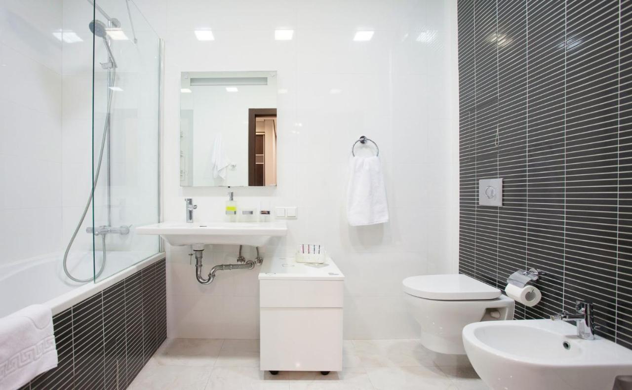 Navit Apartments With Breakfast, Near The Railway Station, The City Center And The Park Kijów Zewnętrze zdjęcie
