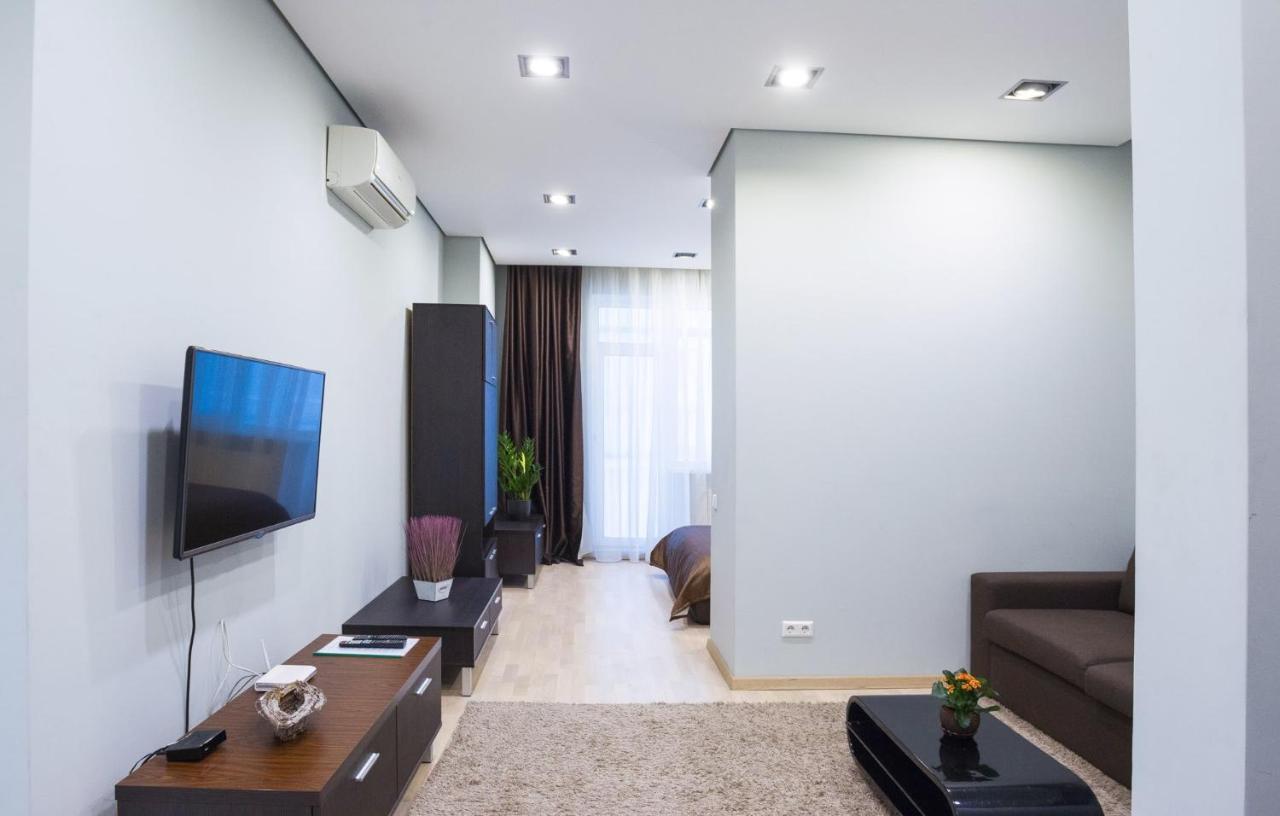 Navit Apartments With Breakfast, Near The Railway Station, The City Center And The Park Kijów Zewnętrze zdjęcie